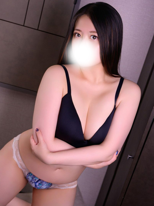 芹沢らら 3枚目